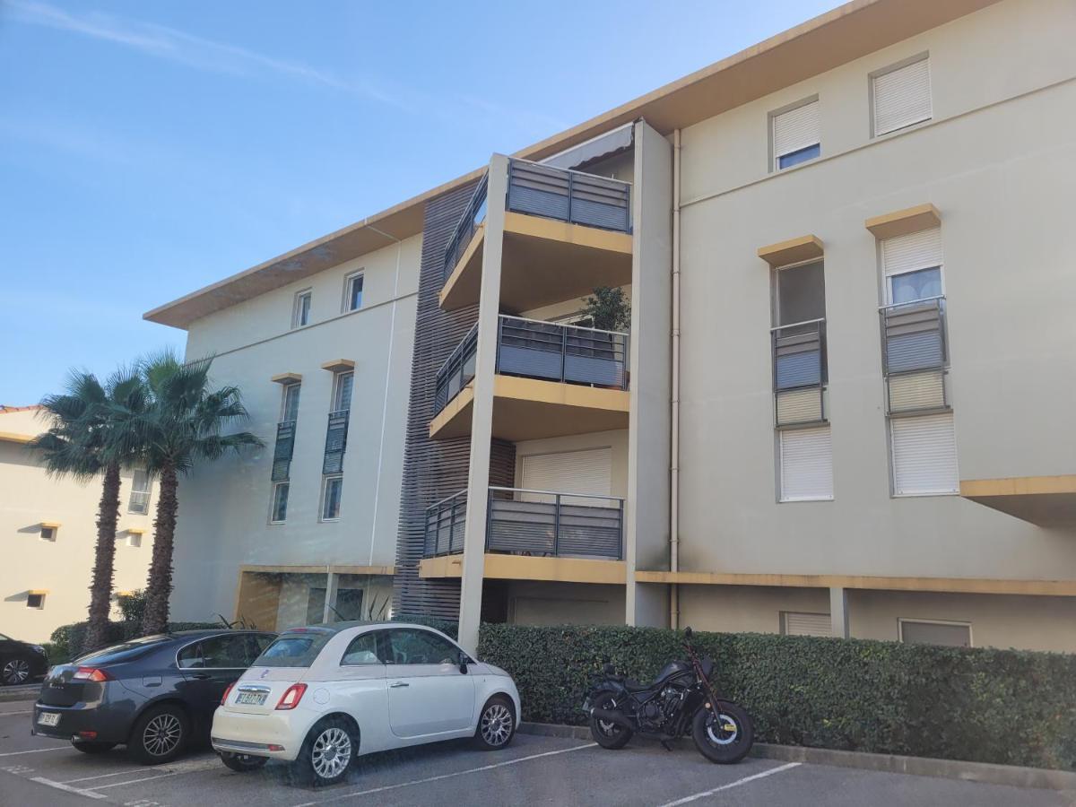 דירות Le Palmier D'Azur - Frejus Cais - Wi-Fi מראה חיצוני תמונה